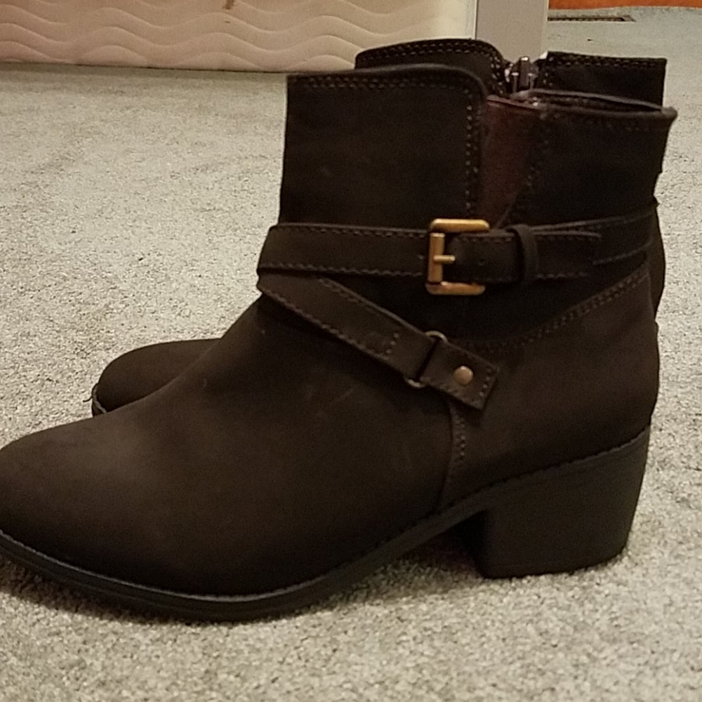 Boots - Picture 2 of 2